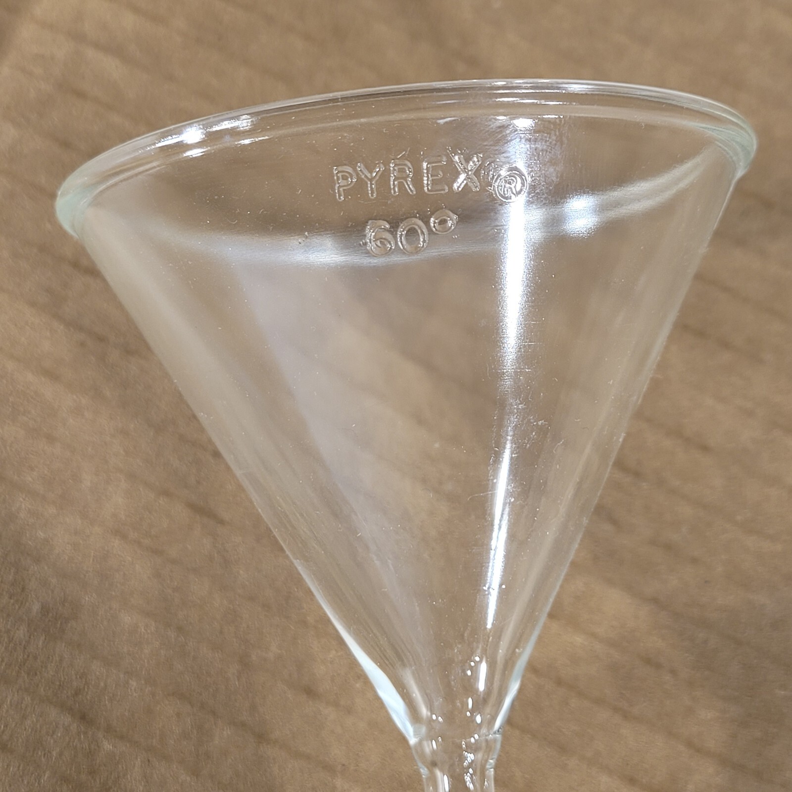 Corning 6140-75 PYREX 75 mm Diameter 60° Angle Funnel with Long Narrow Stem