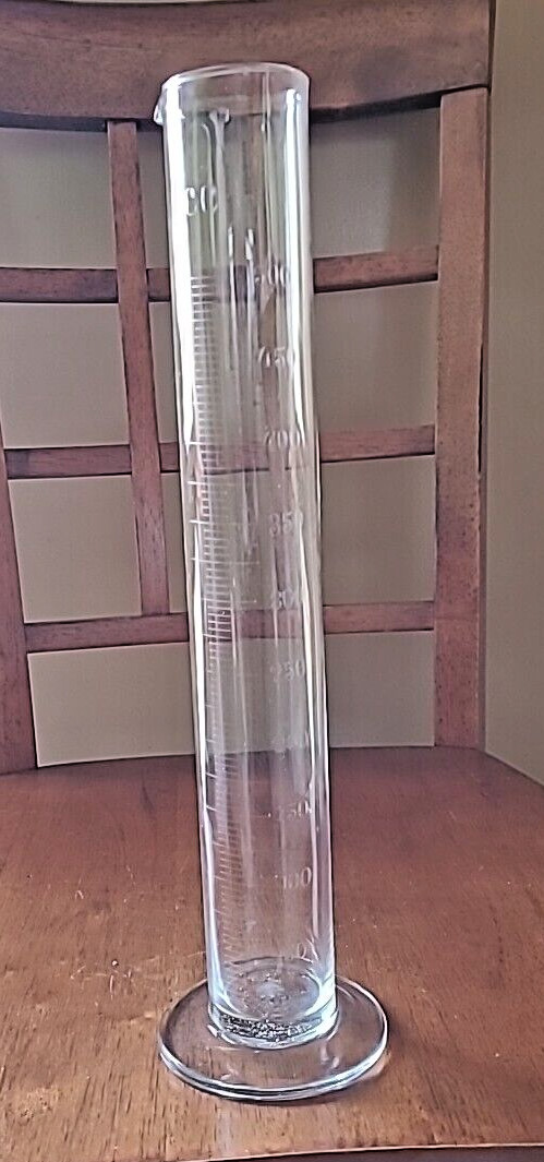 Old 500 CC Graduated Cylinder Hand Etched Tall Beaker Glass Lab Supply