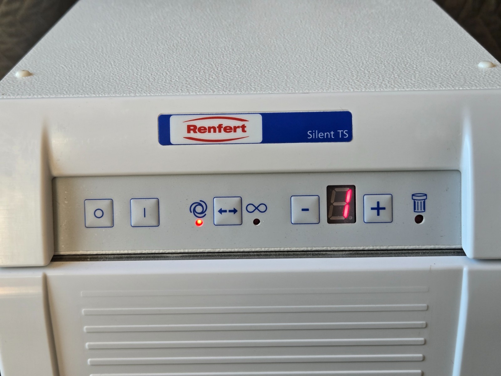 Renfert Silent TS Workbench Dental Extraction Unit 120V TS