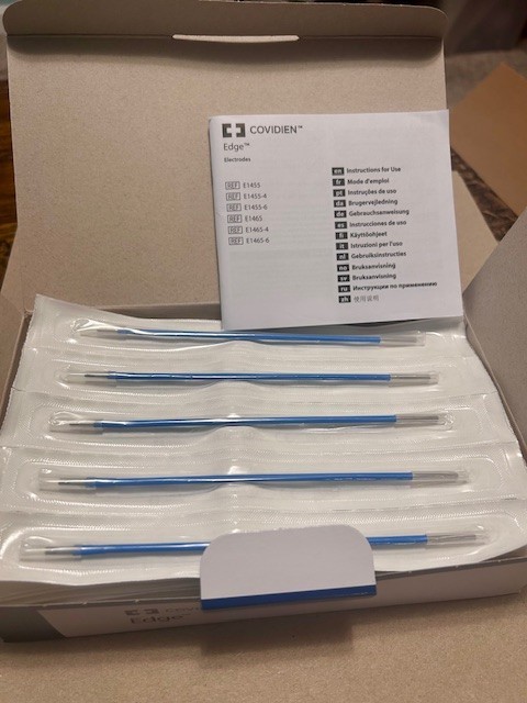 BOX/50 UNITS: COVIDIEN EDGE E1455-6 INSULATED BLADE ELECTRODE 6.5 2030 DATE