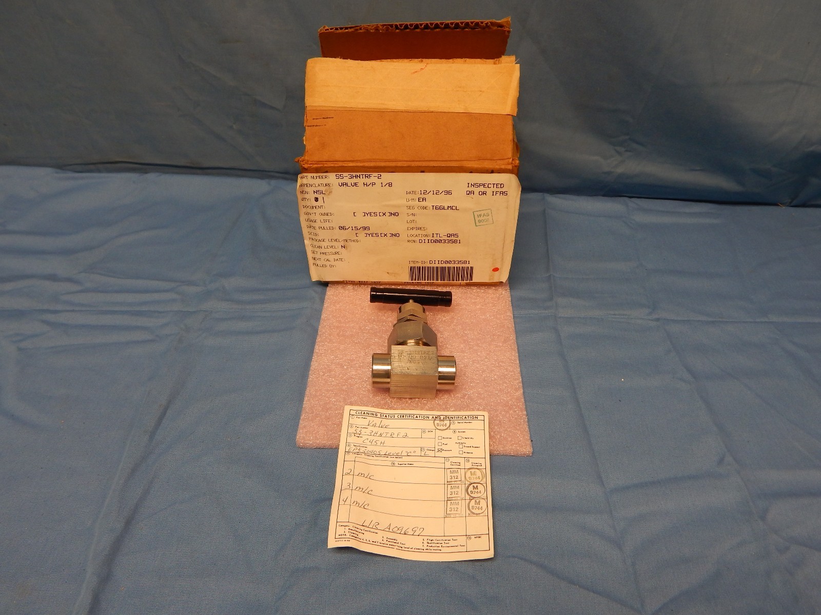 Whitey/Swagelok SS-3HNTRF2 Stainless Steel 10,000 PSI Union Bonnet Needle Valve+