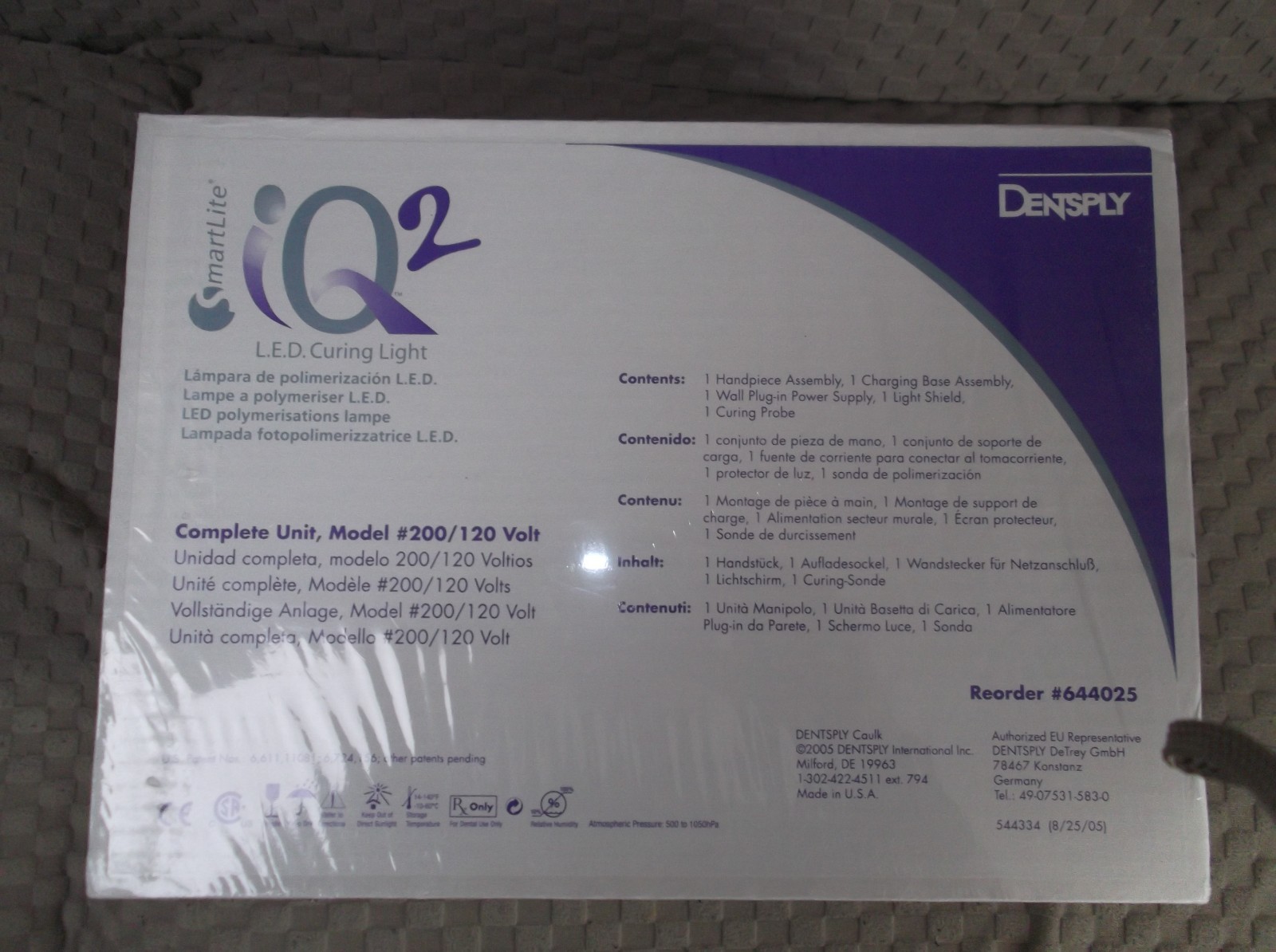 DENTSPLY IQ2 Smartlite Dental Curing Light (Brand New Original packaging)
