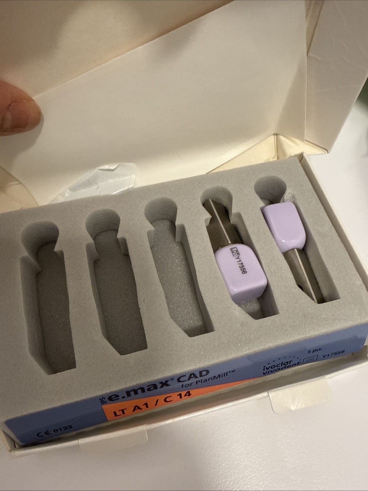 Emax Cad Planmill Cerec Blocks LT A1/C14 2pcs