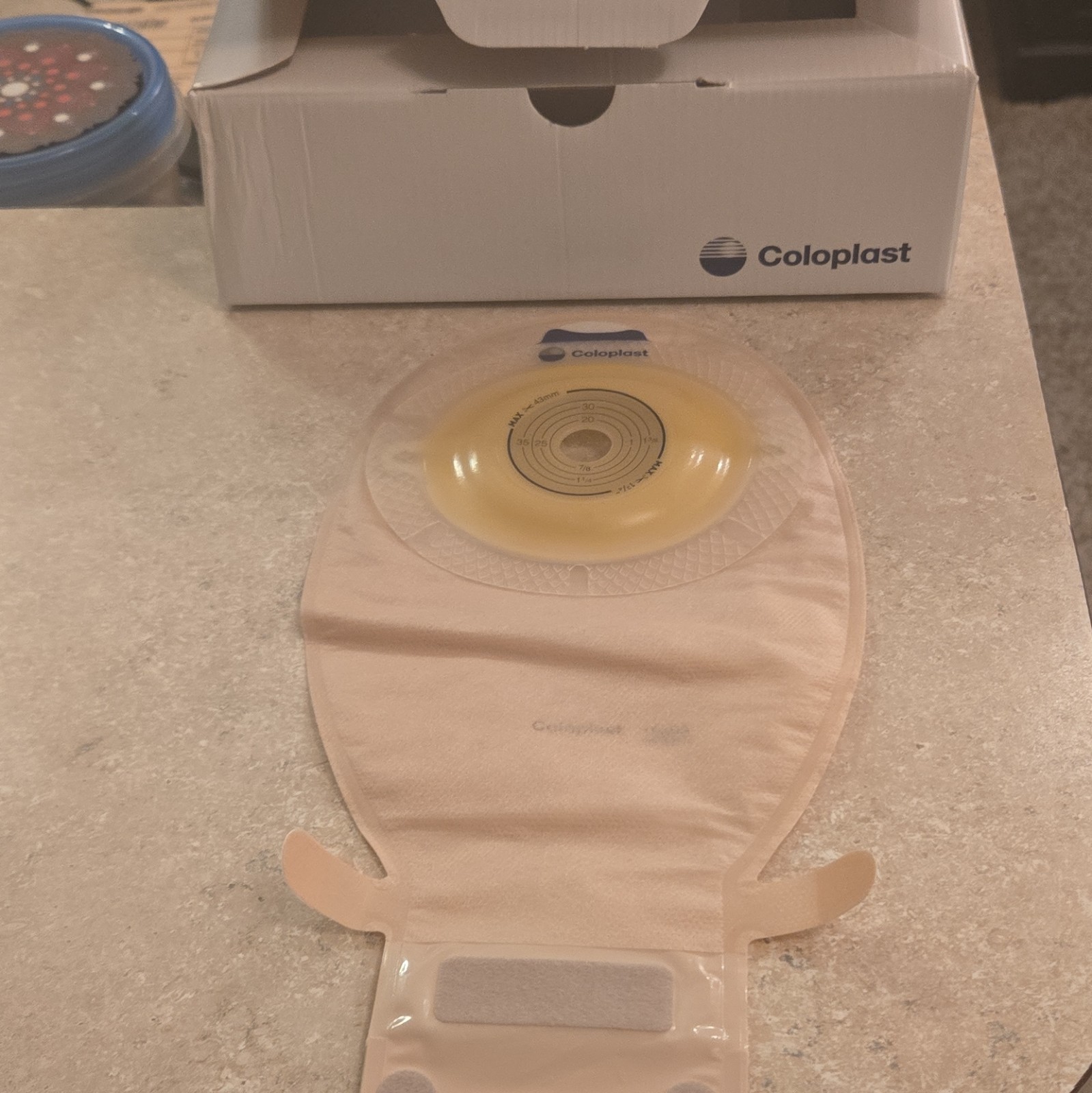 3 BOXES OF 10 Coloplast SenSura Xpro One-Piece Drainable Ostomy Pouch Convex
