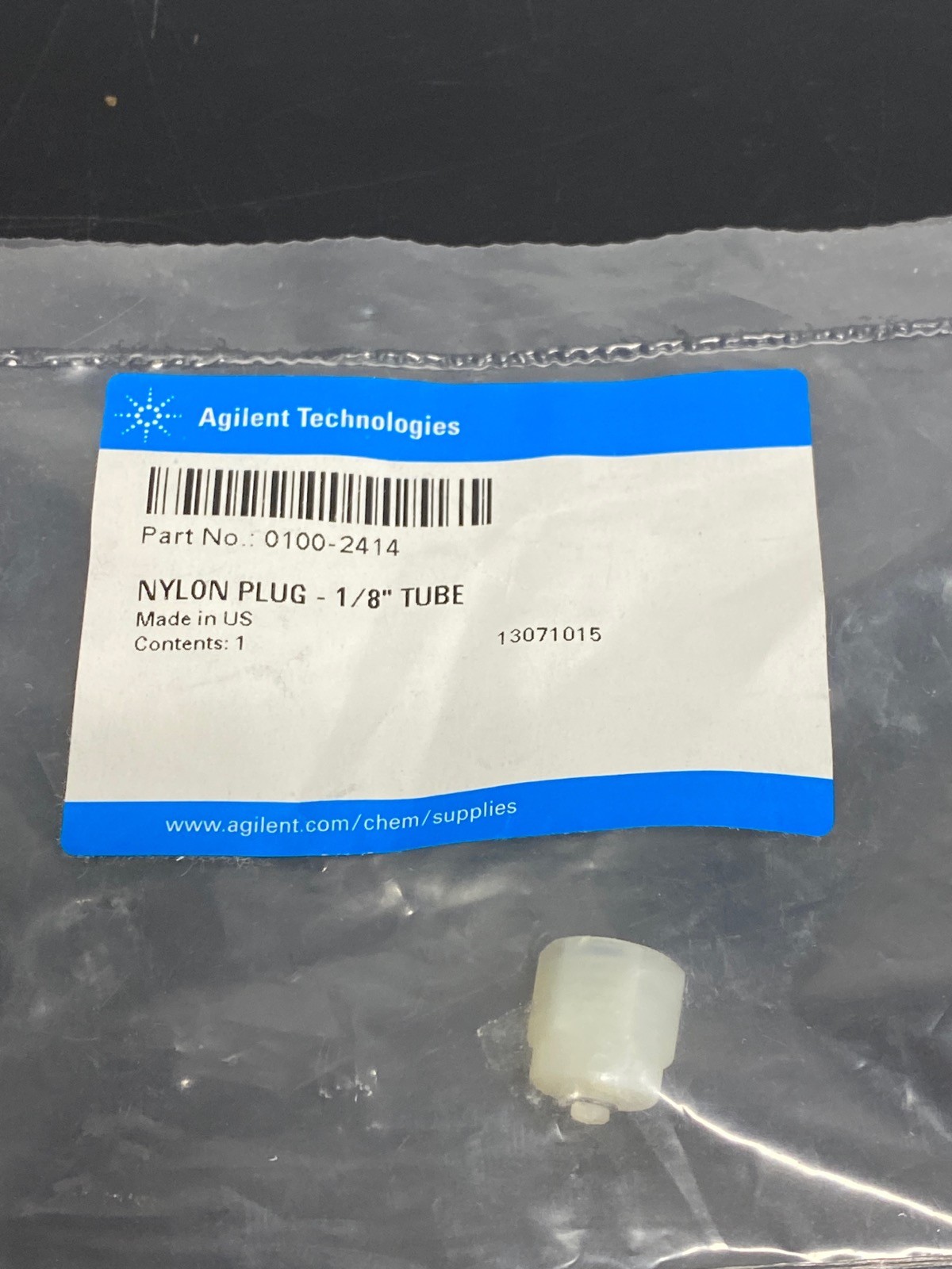 Lot of AGILENT Chromatography Capillary Nuts, Hex Nuts Nylon Plug, Ferrules