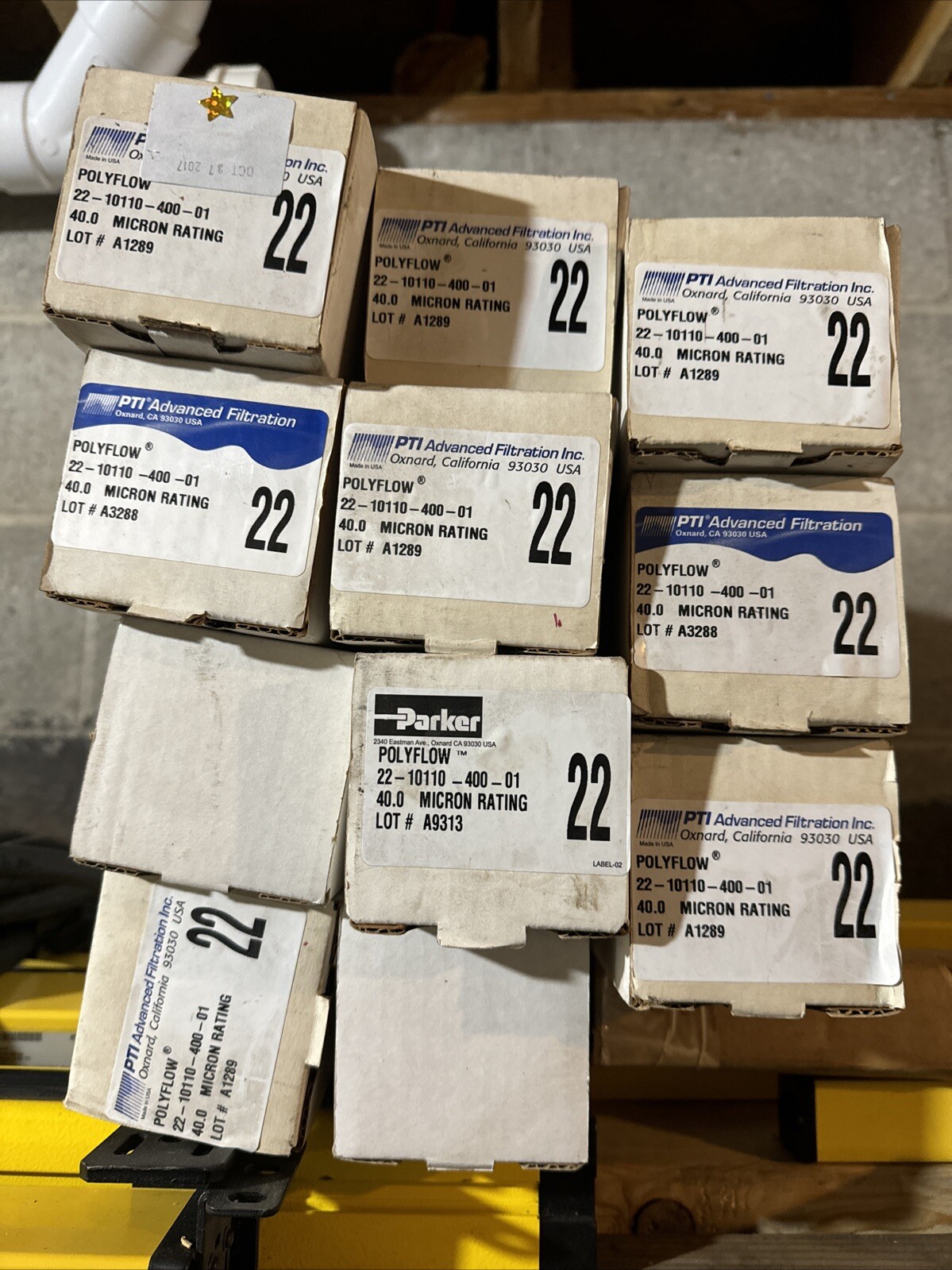 NEW LOT (11) Parker Polyflow 22 Filter 22-10110-400-01 Length 9.5″ 40.0 Micron