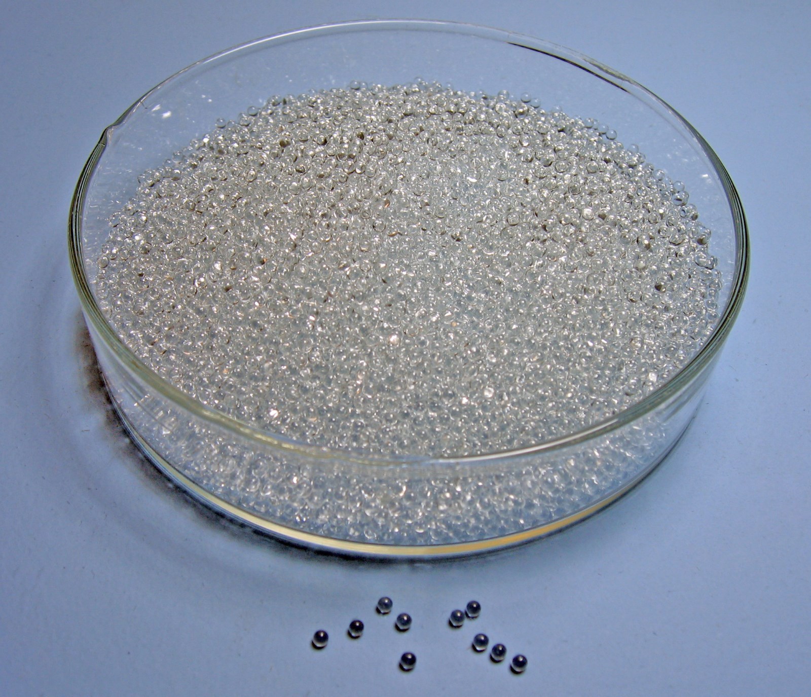 FLINT GLASS / SODA LIME BEADS 2 mm COLUMN PACKING 1 lb