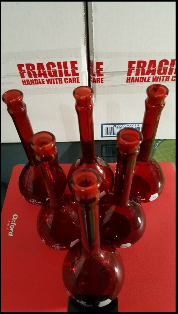 6/PK Kimax 200mL RaySorb Class A Red Glass Volumetric Flask 28016 R/CZ10