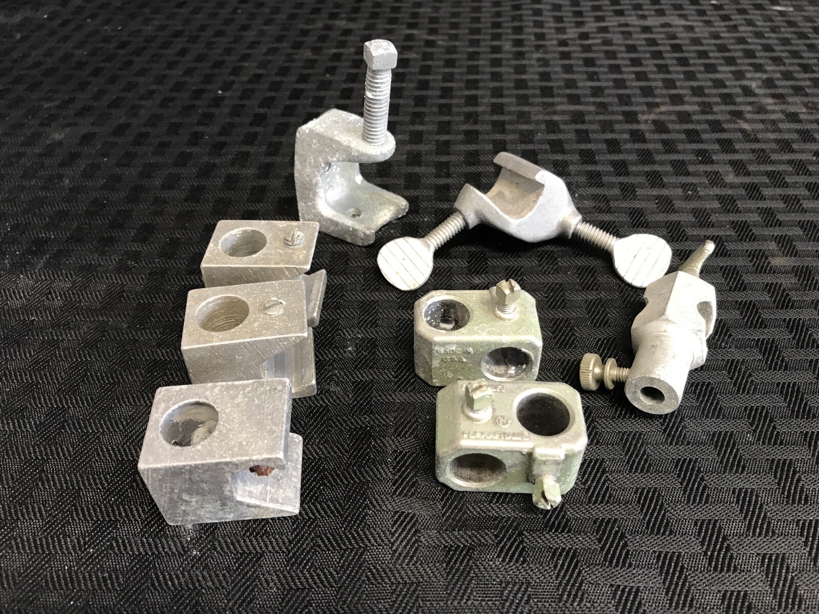 (8) Laboratory Castaloy 90° Angle Clamp Holder Fits Up To 12mm & 22mm OD Rod