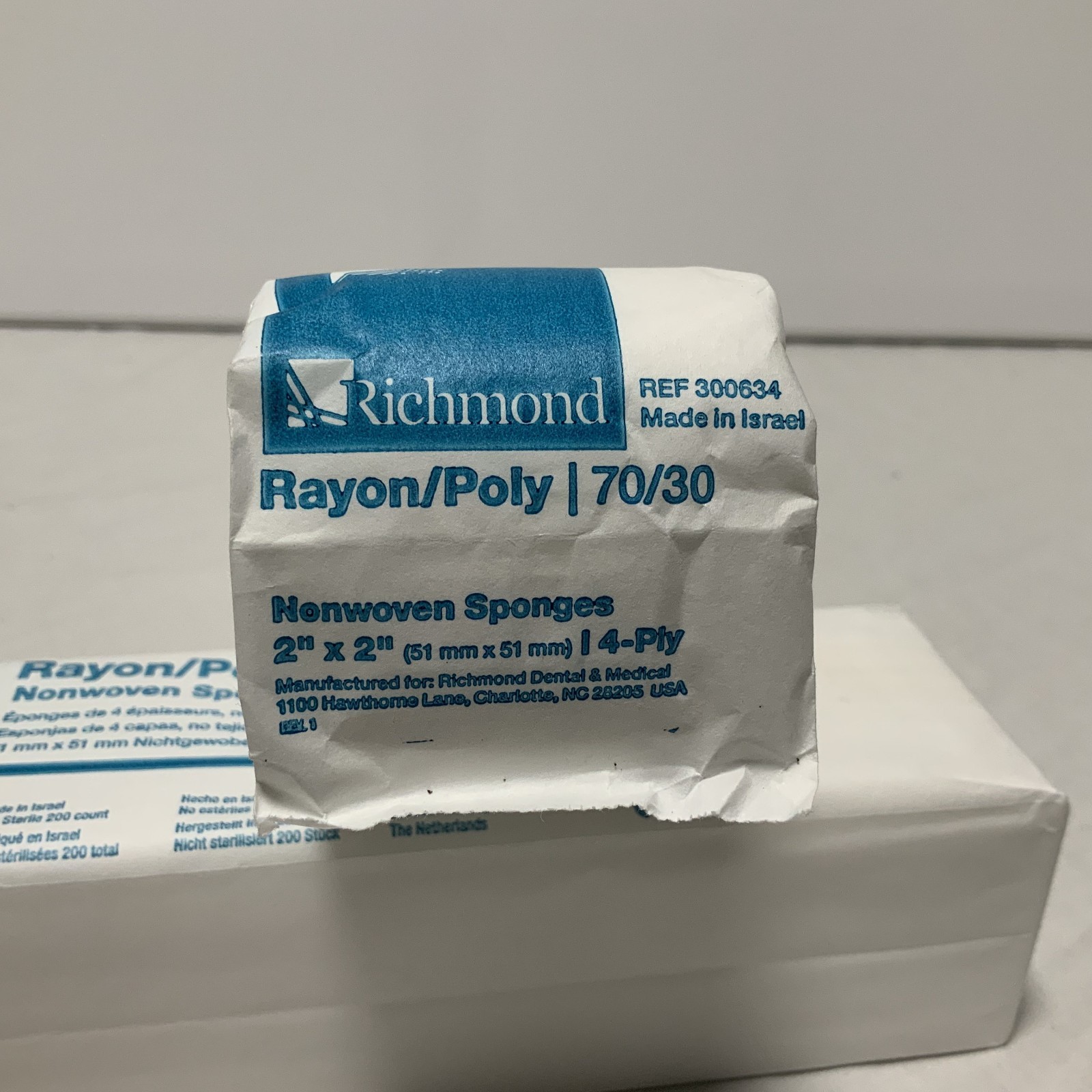 Richmond Nonwoven Sponges Rayon/Poly 400 count 2″x2″ 4-ply REF 300634