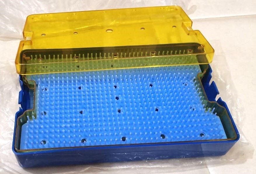 Autoclavable Double Layer Disinfecting Box with Silicone Mat 6″ x 10″ x 1.75″