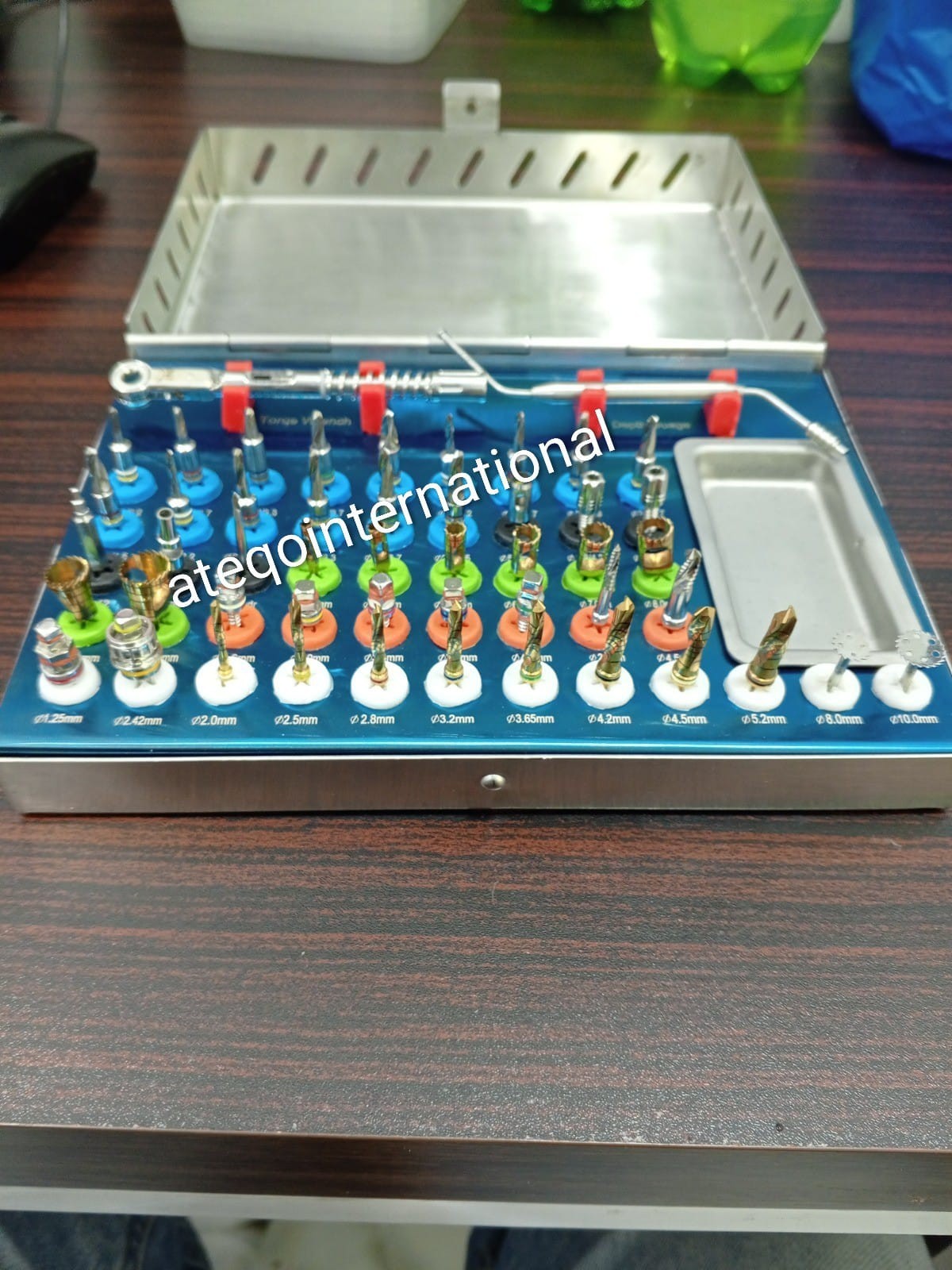 conical 50pcs dental implant kit