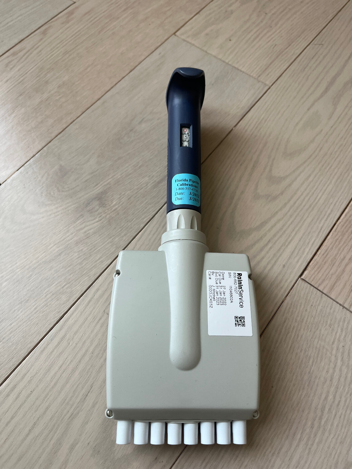 Rainin Pipet-lite Pipettor pipet LTS multichannel L1200 100-1200ul 8 channel