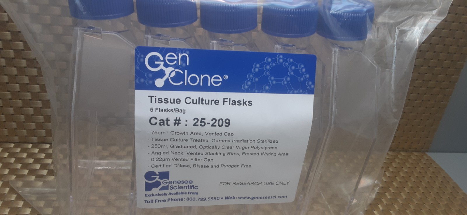 Genesee Scientific GenClone 250ml Tissue Culture Flask Polystyrene (5) 25-209