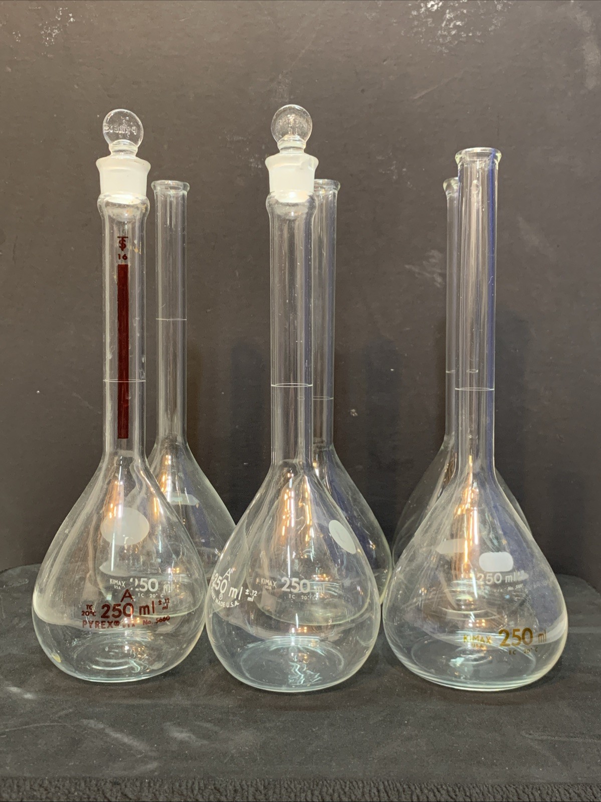 Lot of 6 Kimax And Pyrex 5580 5660 250 mL ±.0.12 mL TC 20°C Volumetric Flask