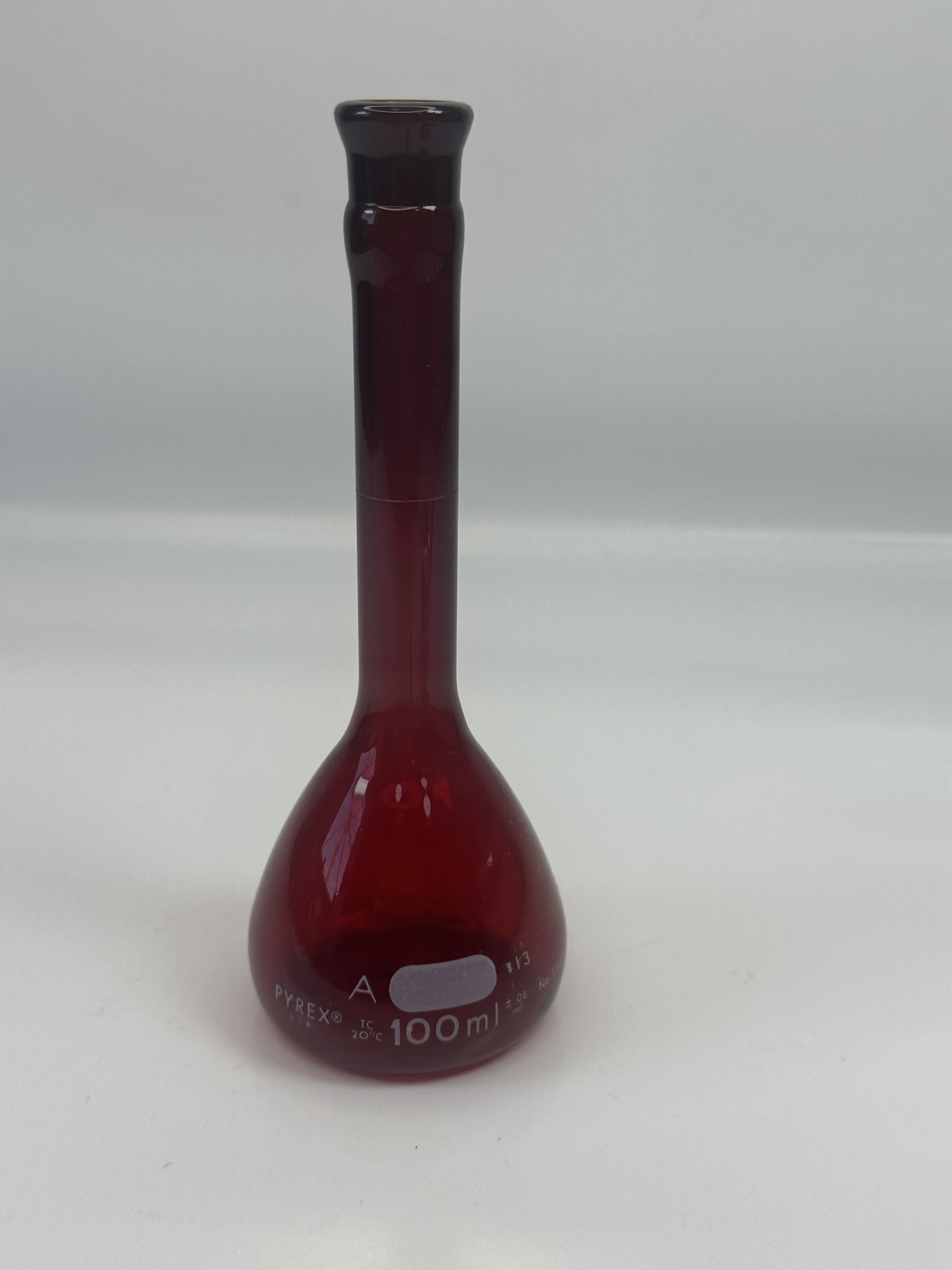 PYREX 100mL Red Volumetric Flask Class A TC 20°C No. 55640 Laboratory NEW