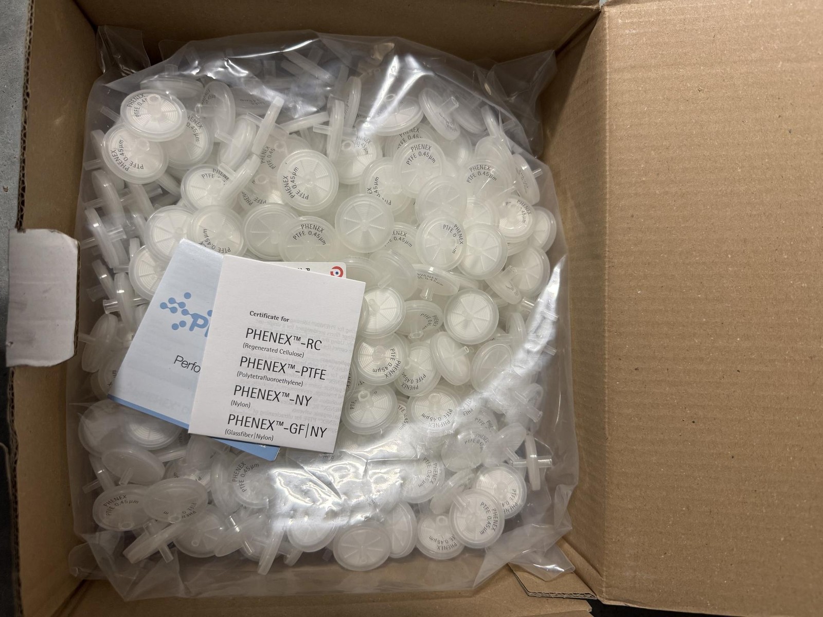 Phenomenex PHENEX PTFE 0.45 25mm Syringe Filters AF0-1102-52 – 500 Pack HPLC/GC