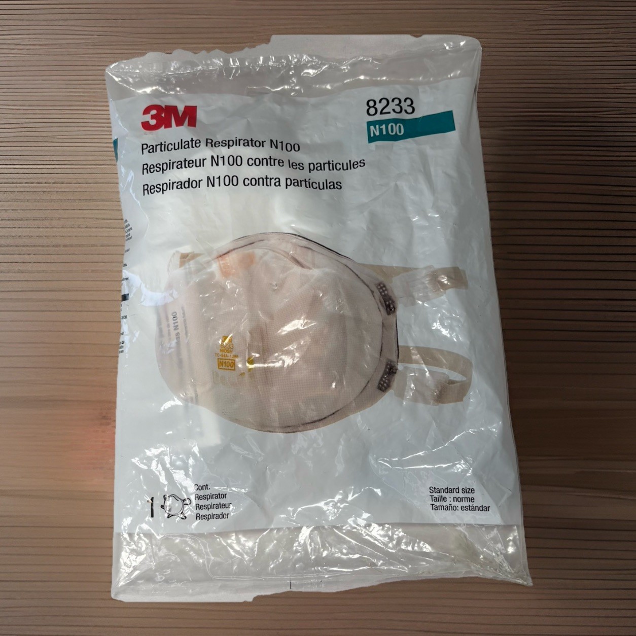 3M 8233 White N100 Disposable Particulate Respirator White 1 Pc