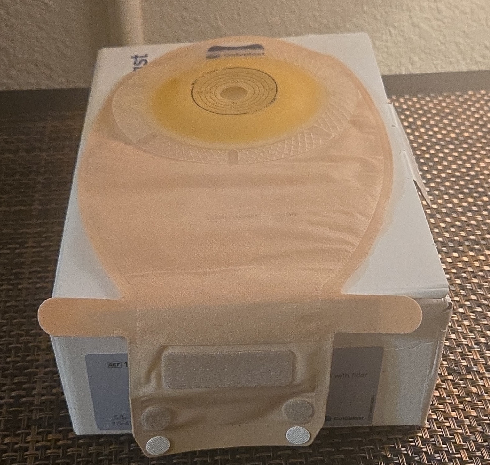 ConvaTec Esteem Synergy One-Piece Drainable Colostomy Pouch . 2-Boxes of 10.