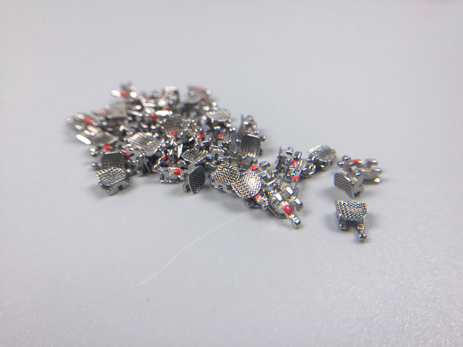 100pcs Dental Metal Brackets Mini Roth Hooks Ortho Bracket UR-UL-LR-LL(1-2-3-4-5