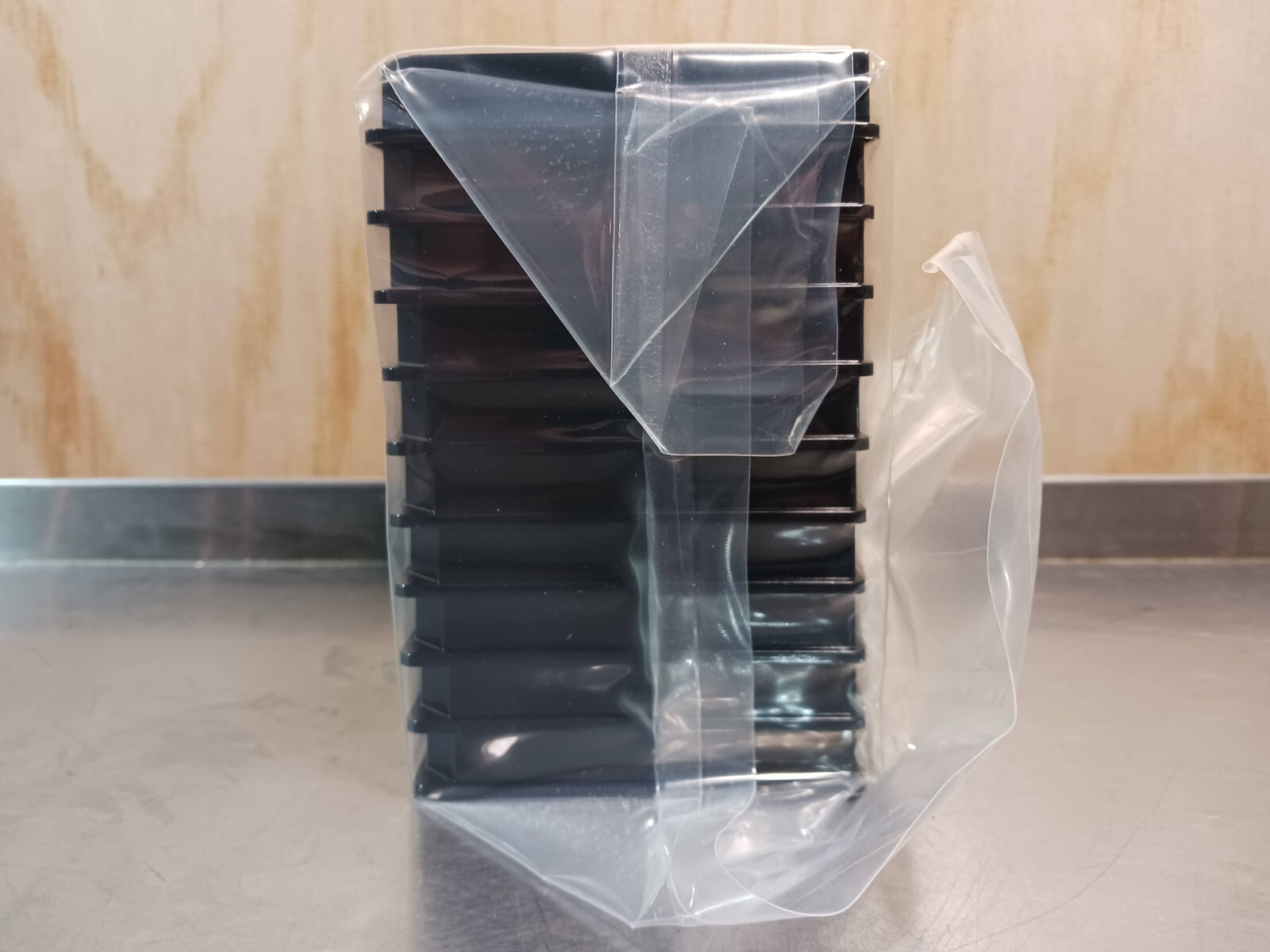 Corning 3573 384 Well Black Flat Bottom Polystyrene Assay Plate / Case Of 50