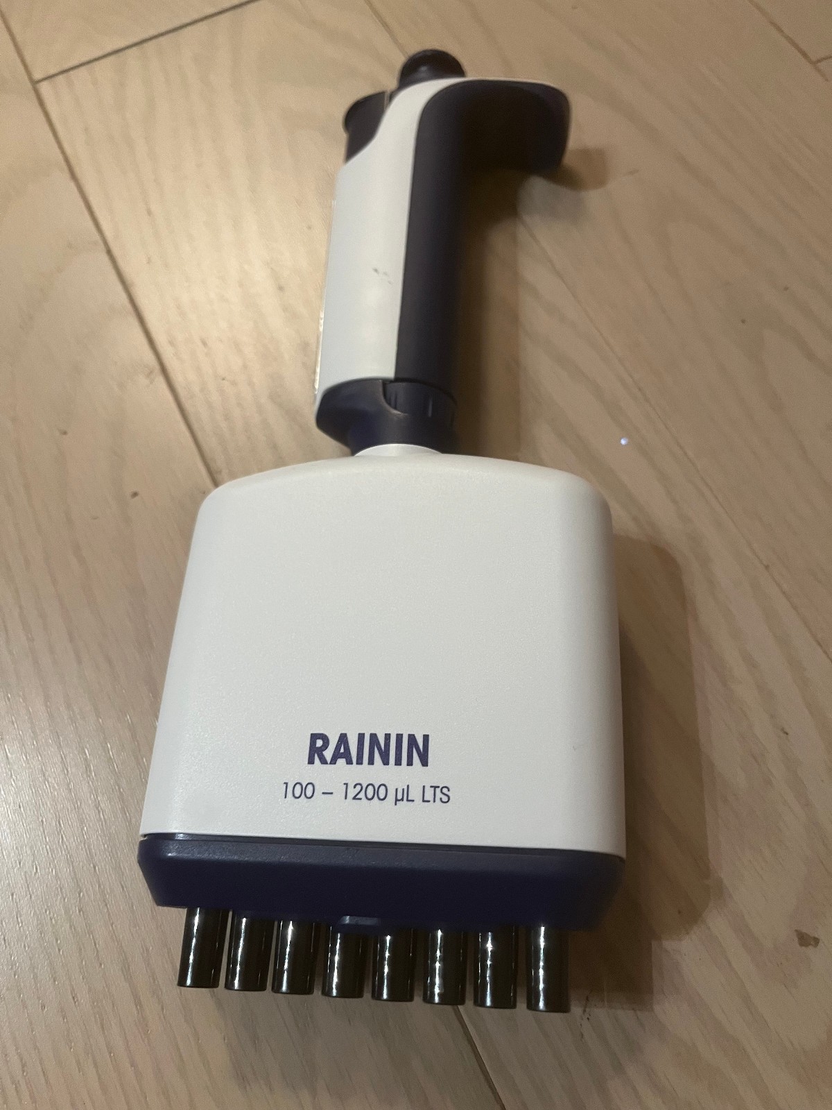Rainin XLS multichannel pipet 8 variable 100-1200 ul LTS warranty jfr