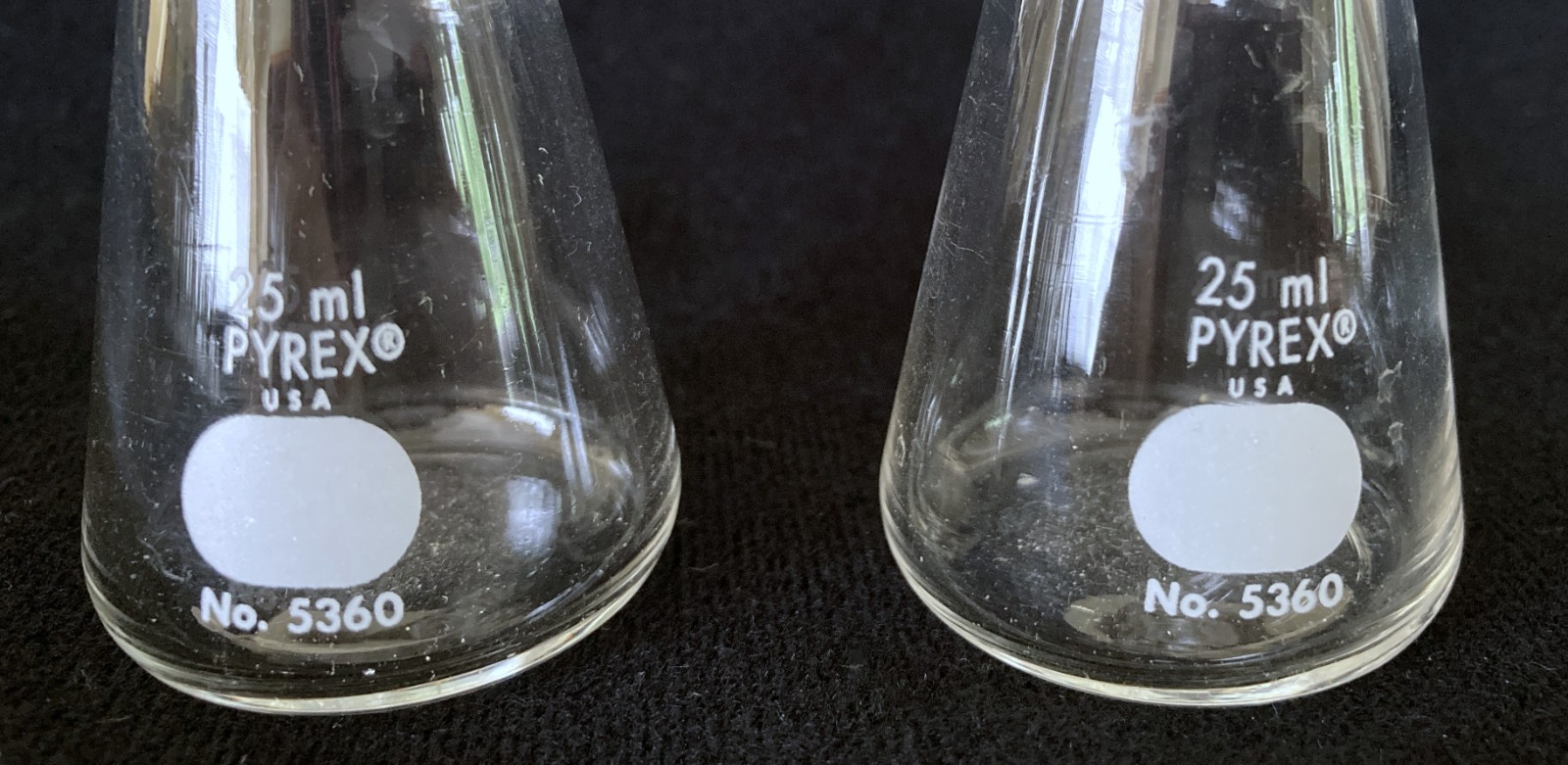 Lot 2 Pyrex 5360-25 25ml Micro Filtering Flask Sidearm Glass Beakers Ex Cond