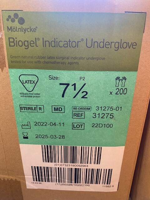 200 PAIR MOLNLYCKE 31275 Biogel Latex Surgical Indicator Underglove 7.5 EXP 3/25