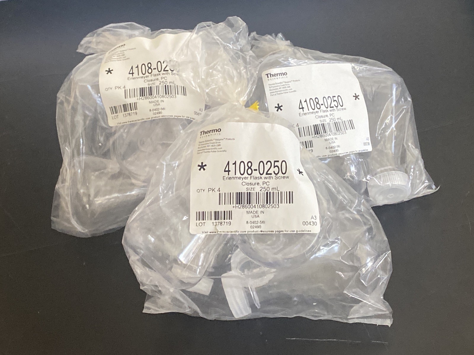 (12/Cs) THERMO NALGENE 250mL PC Graduated Erlenmeyer Flasks w/ Caps 4108-0250