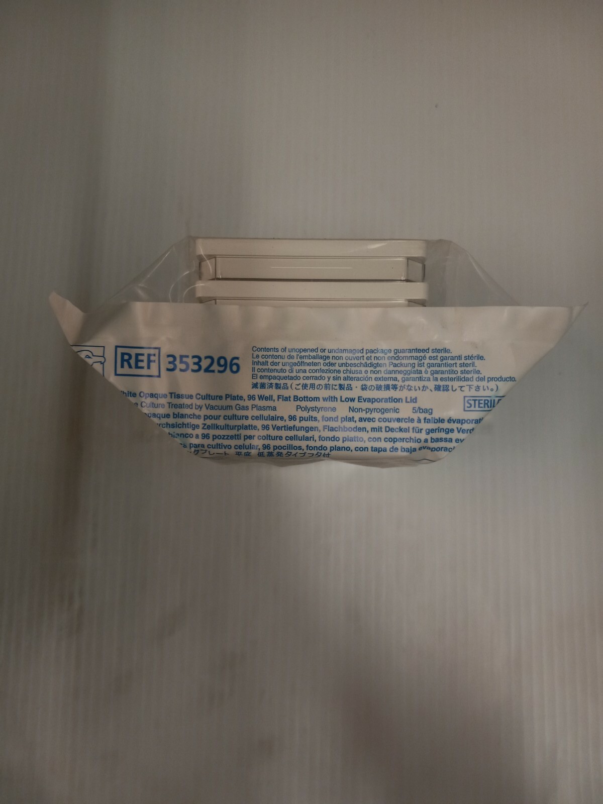 Falcon 353296 Culture Plates with Lids 96 Well White Sterile Case of 45 Plates