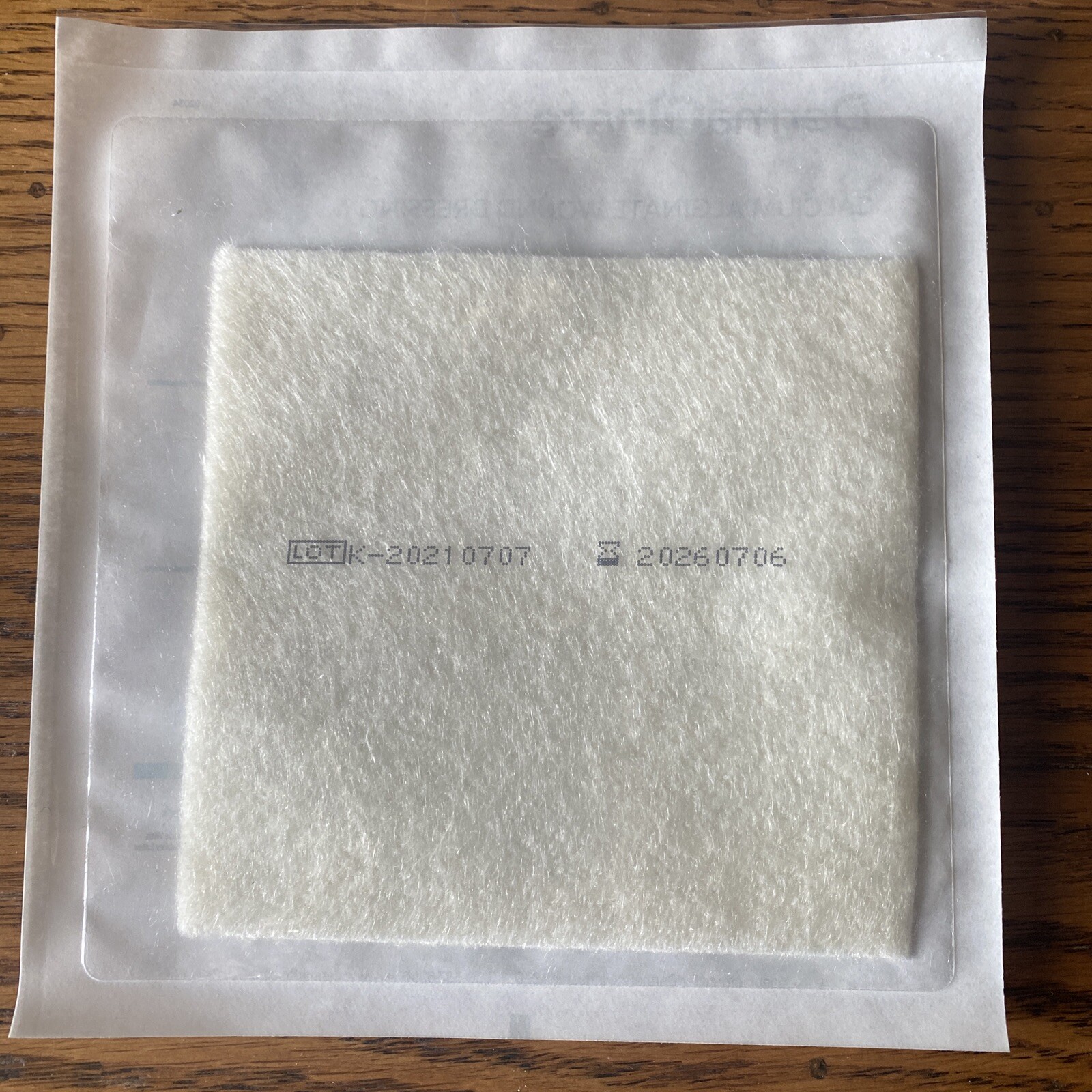 DermaGinate Calcium Alginate Dressing 4.25″ x 4.25″ Ref #00270E (19 dressings)