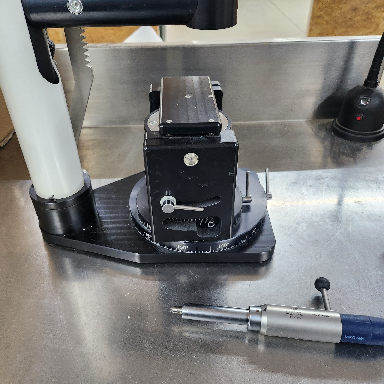 Straumann GonyX High-precision Scan and Surgical Fabrication Milling Unit