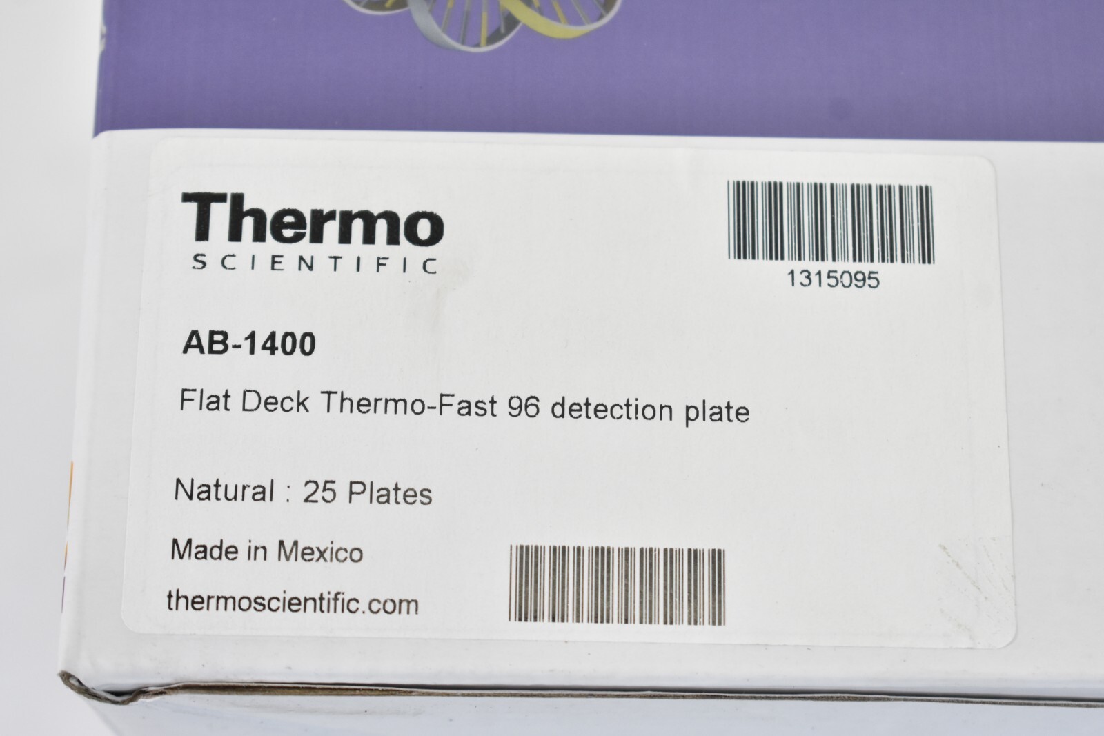 Thermo Scientific AB-1400 Flat Deck Thermo-Fast 96 Detection Plates 25 Pack