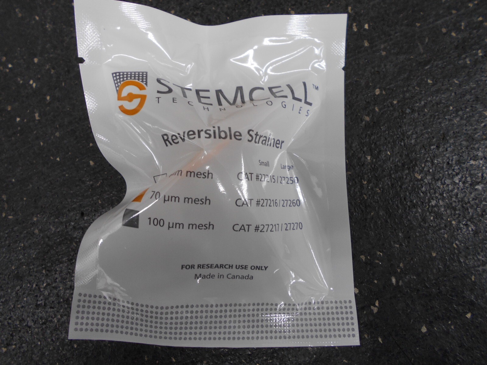 Stemcell Technologies 27260 70um Large Reversible Strainer Box of 19