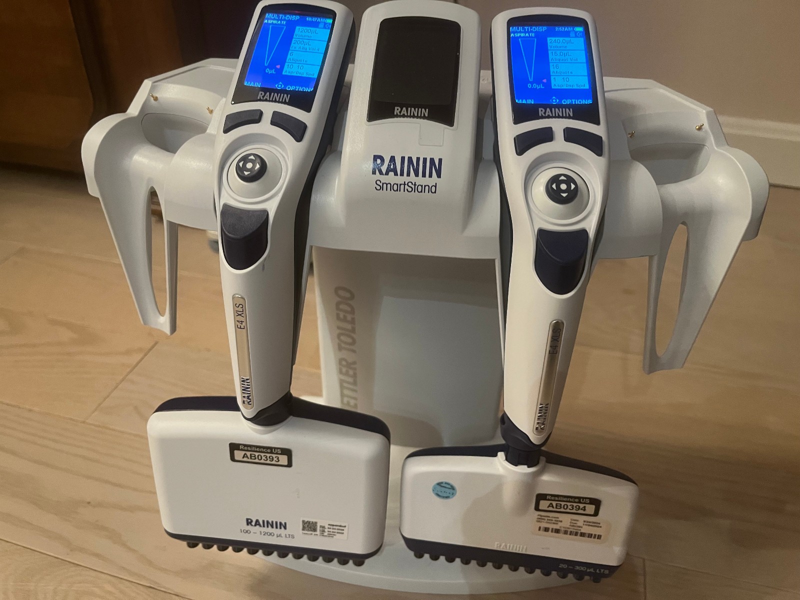 Rainin E4 XLS multichannel pipet electronic 20-300 ul 100-1200 digital LTS