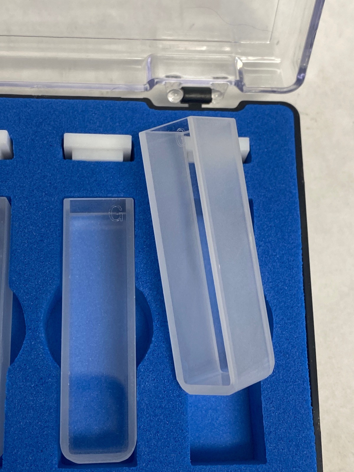 (4/Pk) GENESEE Accuris Nano Spectrophotometer Smart Drop Standard Size Cuvettes