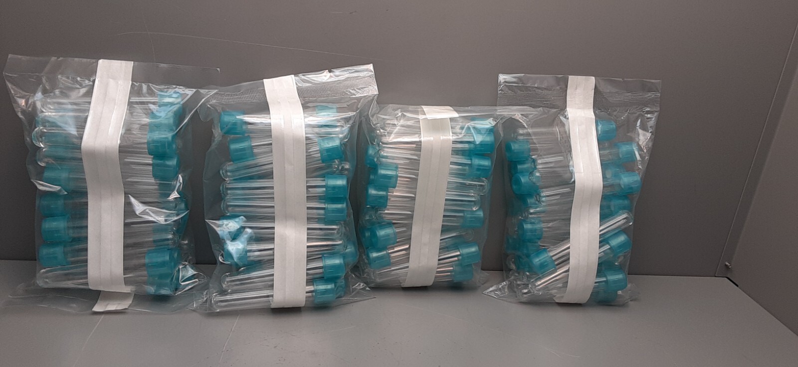 ChemGlass 5mL Flow tubes /stainer Cap /12x75mm/ (100 sealed)CLS-4380-005 EXP 26