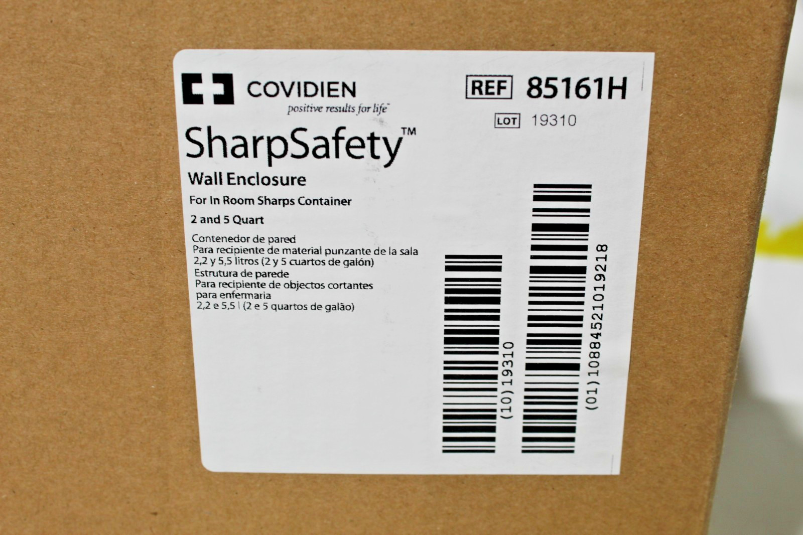Covidien 85161H SharpSafety Wall Enclosure for Sharps Container with Key