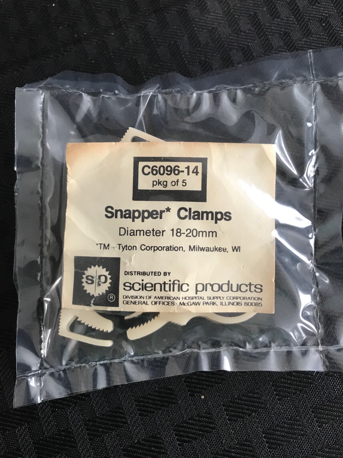 (13 Pcs) SP TYTON Plastic Snapper Clamps for Hoses & Cables 14-20mm D Variety