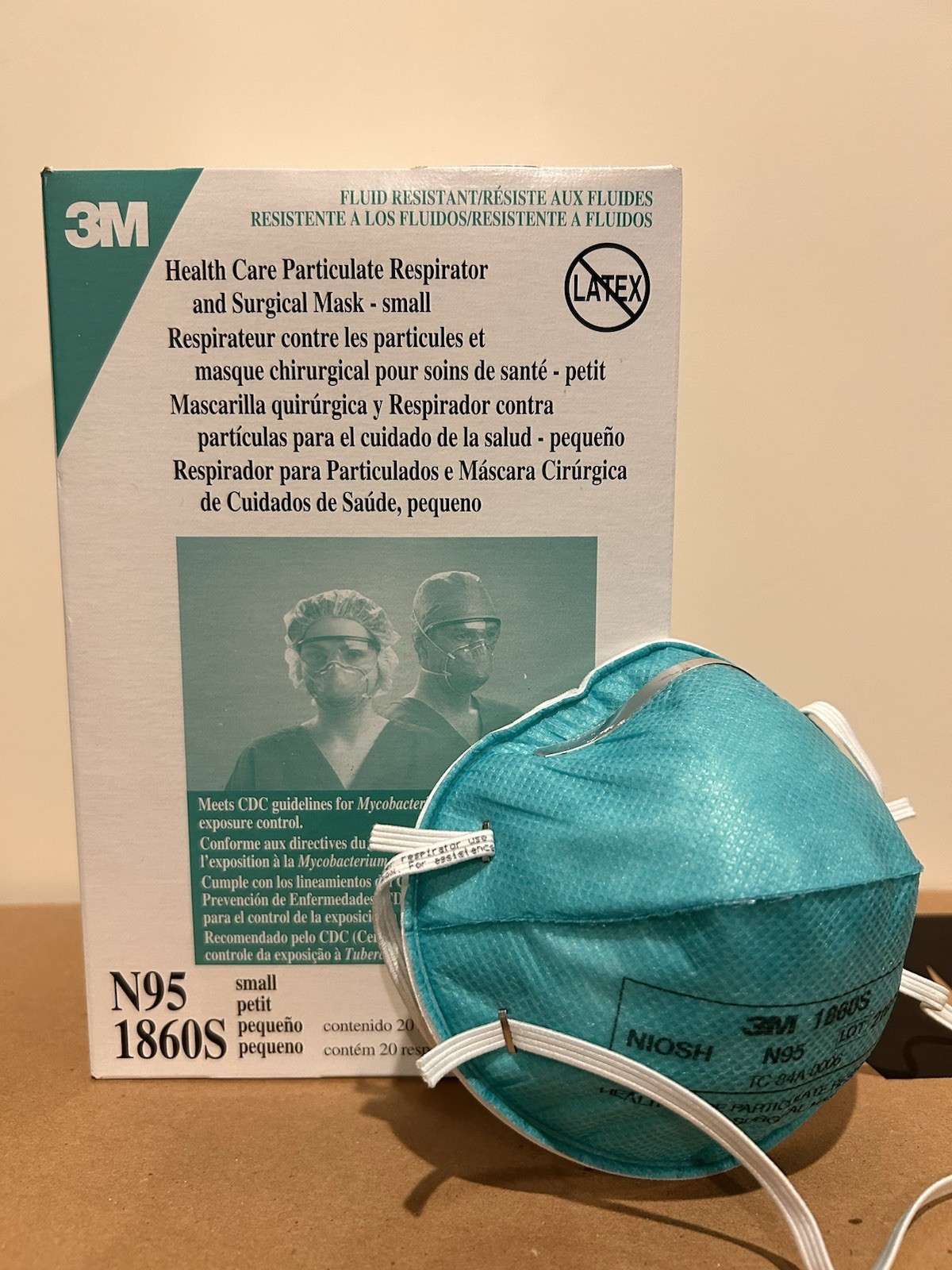 3M 1860S Small Particulate Respirator and Surgical Mask, N95, 20 Per Box