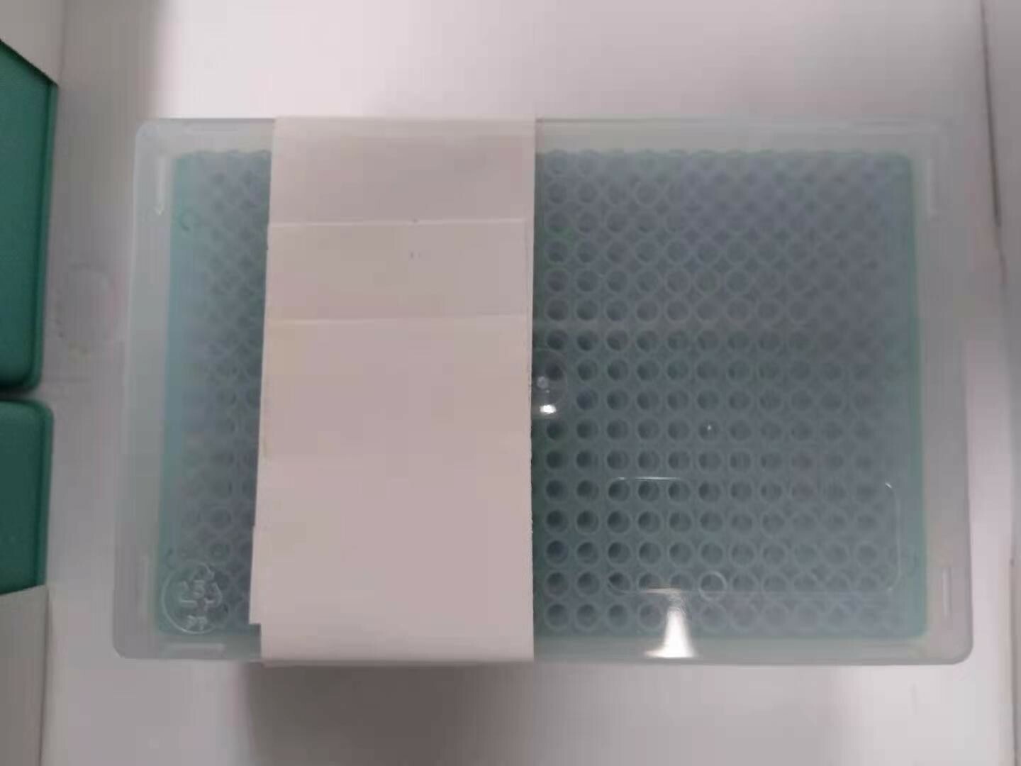 Axygen Pipette Tips 50 ul or 25 ul Rack of 384 Tips. 7 racks (see pics)