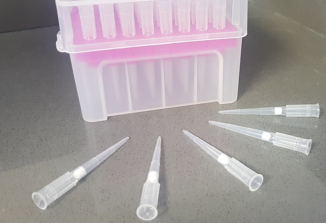 Pipette tips filtered 50ul (Sterile, 50 racks, 4800 tips)