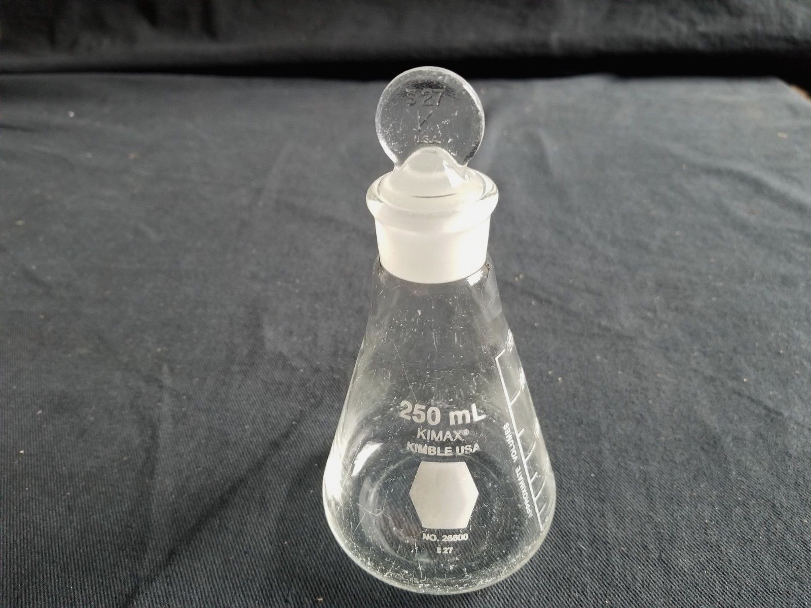 Kimble Kimax 250mL Graduated Erlenmeyer Flask & #27 Penny Stopper, 26600-250