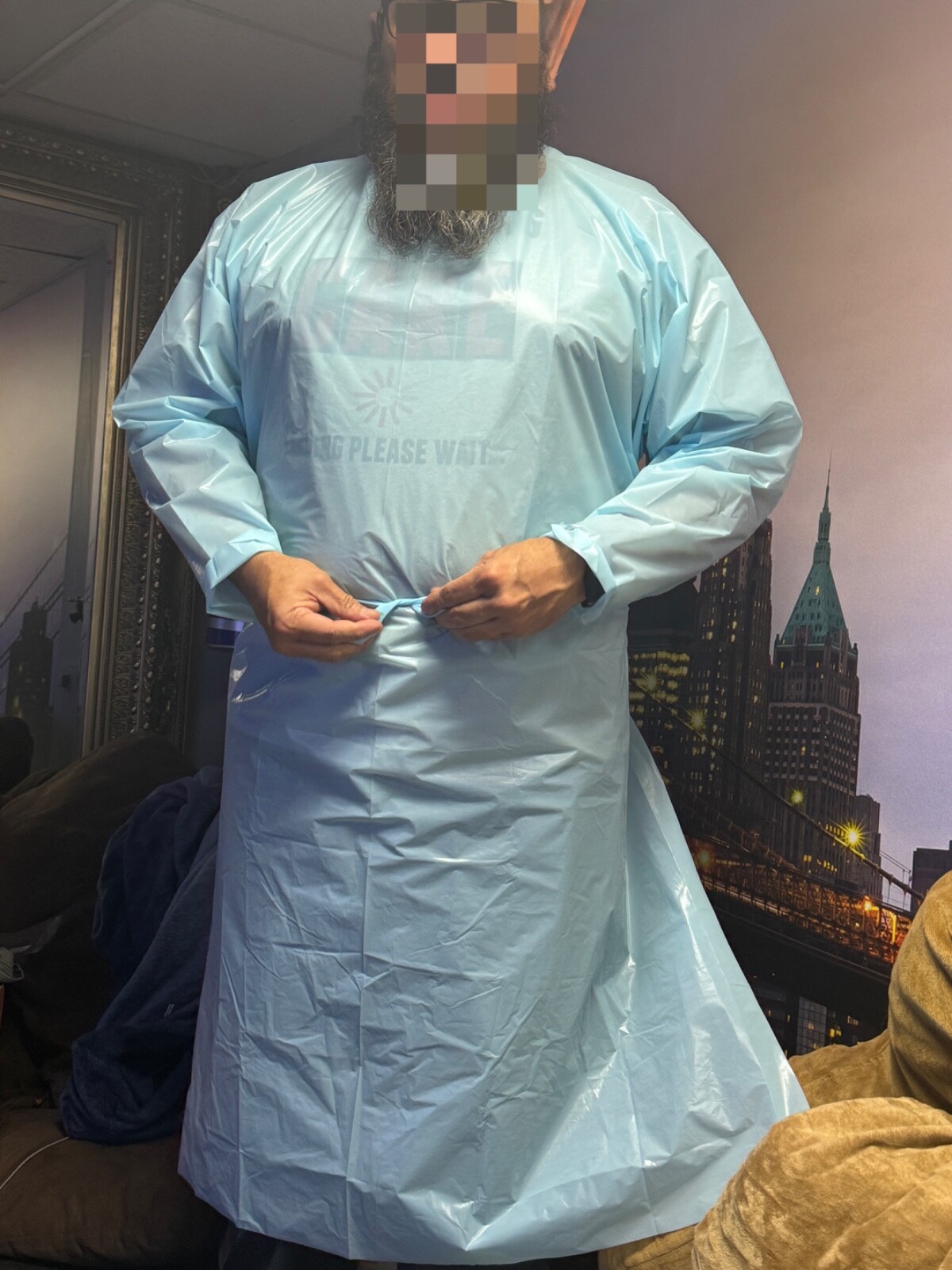 SAFETY ZONE PROGUARD ISOLATION GOWN WITH THUMB LOOP SIZE 45″ LENGTH BAG Of 10