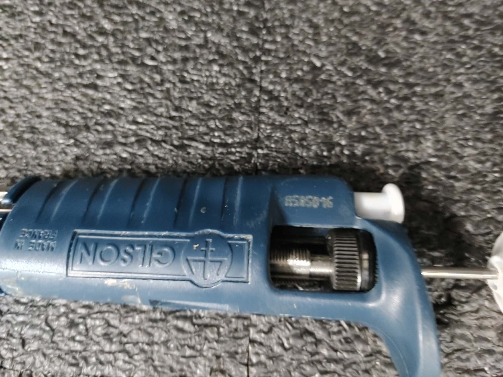 Gilson P2 0.2-2µl Single Channel Manual Pipette Metal Ejector