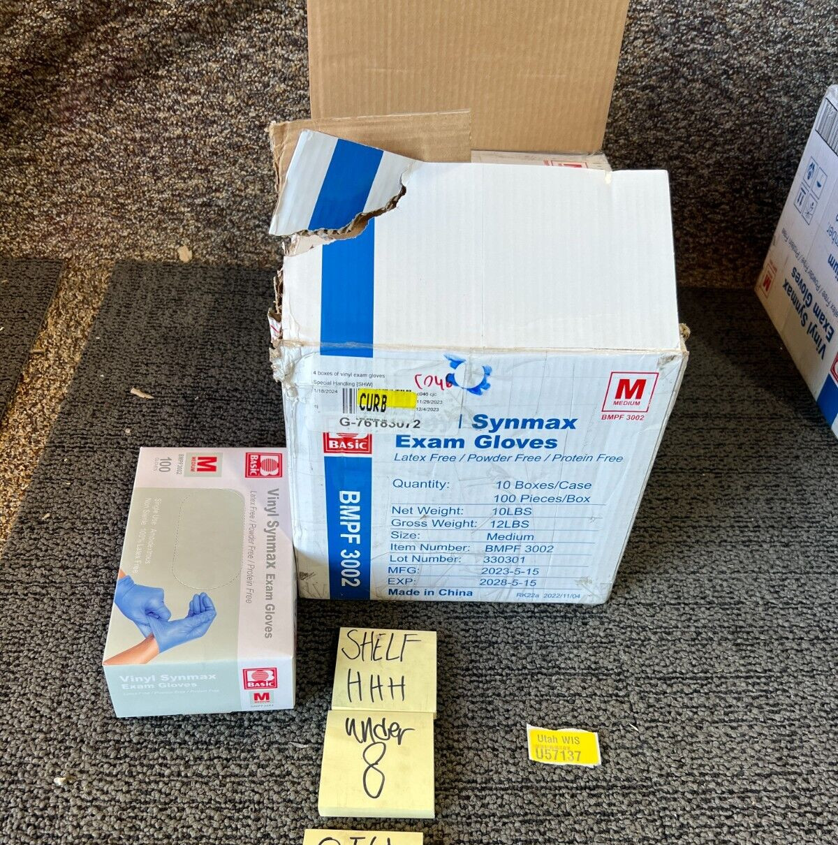 10 Boxes of 100 – BASIC 4 Mil Synmax Vinyl Exam Gloves MEDIUM BMPF 3002