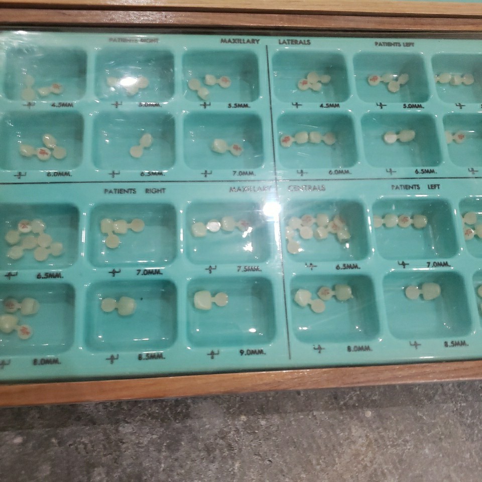 Dental Wood Cabinet With 100’s of Polycarb & Transparent Plastic Crown Forms