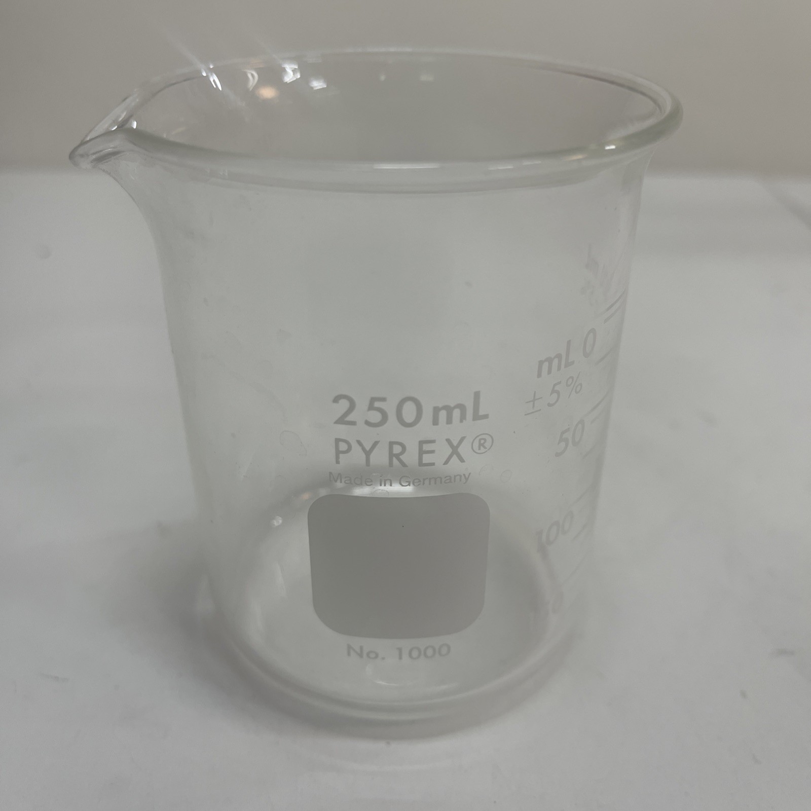 Pyrex 250 mL No. 1000 Glass Beaker Germany Scientific Lab Measure