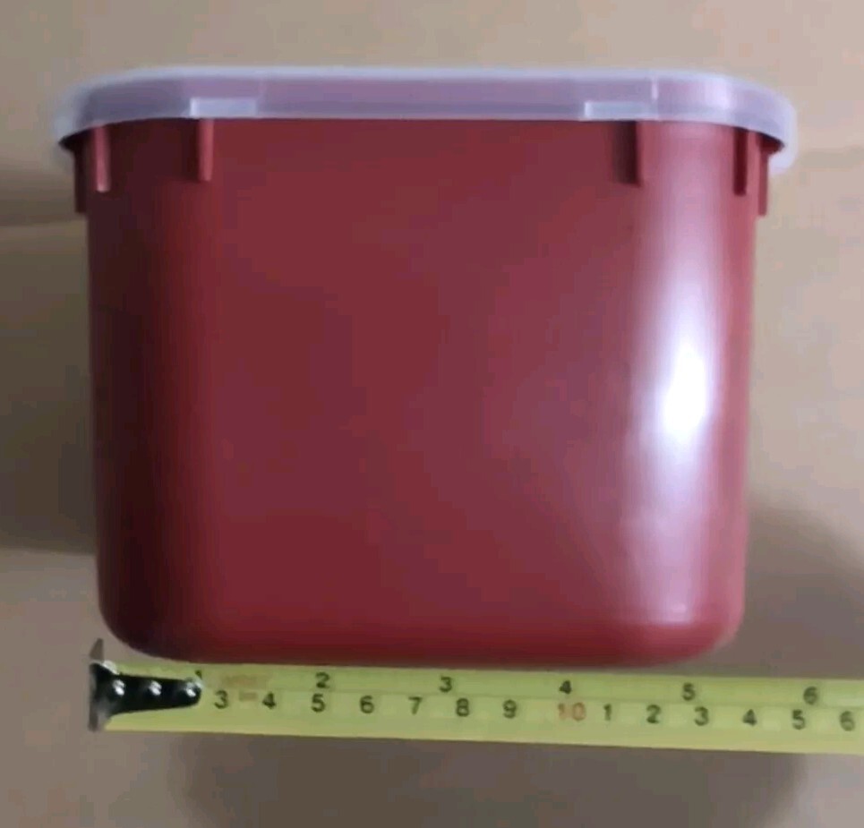 1 Medegen Sharps-tainer Stackable Collection Sharps Container 1 Gallon #8703 New
