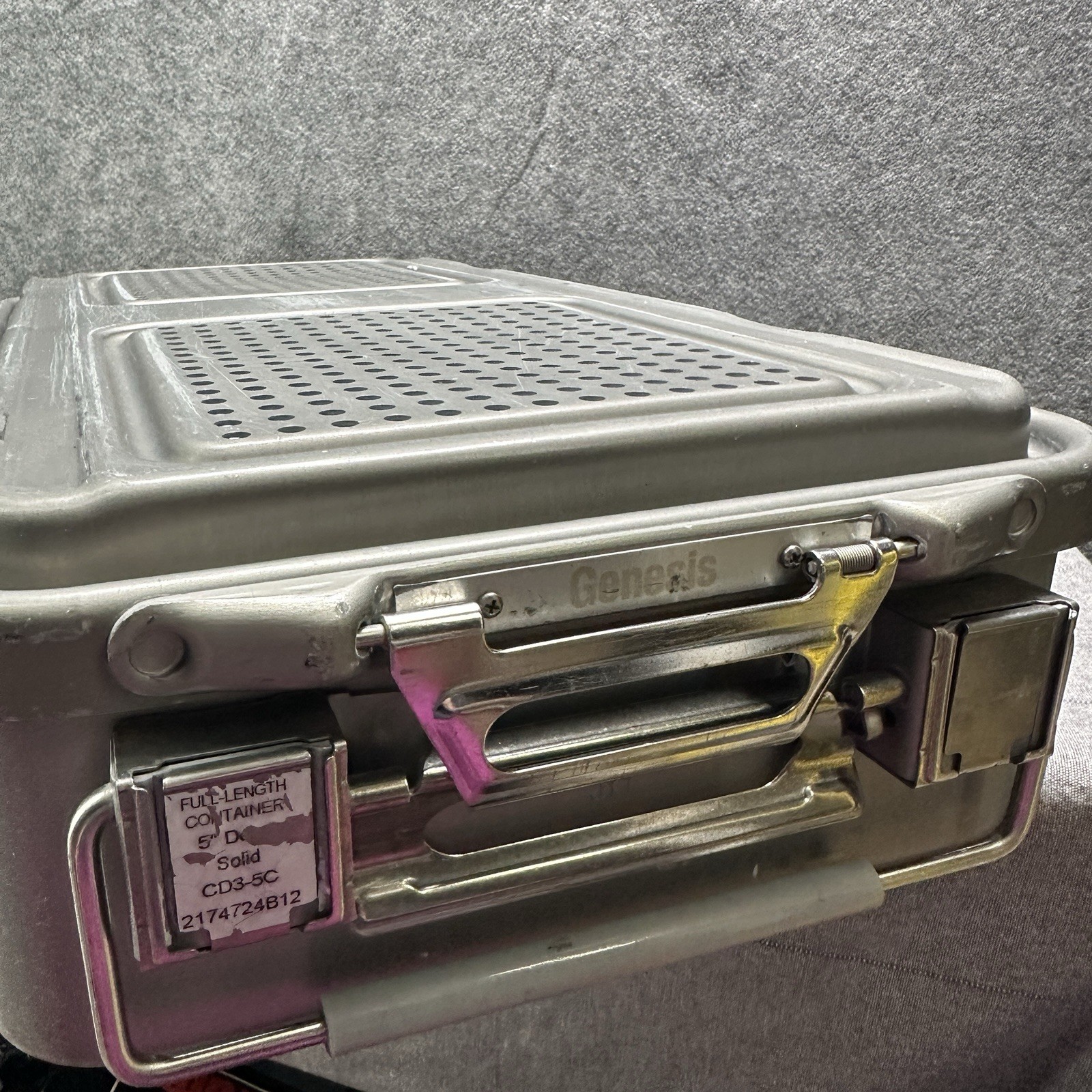 V. Mueller Genesis CD3-5C Full Length Sterilization Container No Basket 23x12x5″